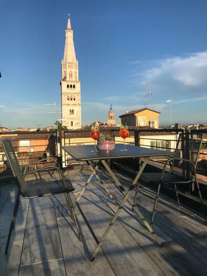 Modena Charme Apartment ภายนอก รูปภาพ